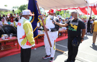 Lepas Kontingen Papua, Gubernur Enembe Minta Jaga Nama Baik di Peparnas XVI